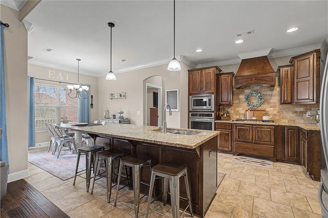 7114 Devonshire Avenue, Springdale, AR 72762