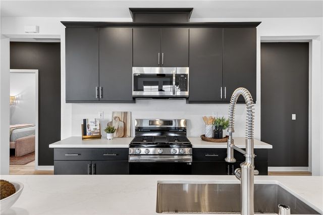 415 Besalu Terrace, Mission Viejo, CA 92694