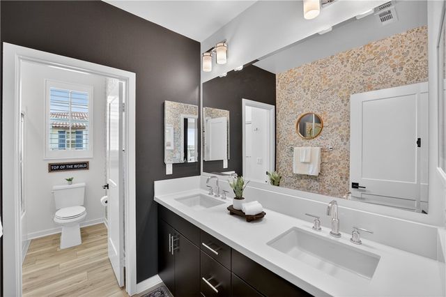 415 Besalu Terrace, Mission Viejo, CA 92694