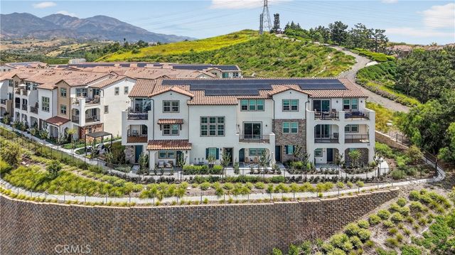 415 Besalu Terrace, Mission Viejo, CA 92694