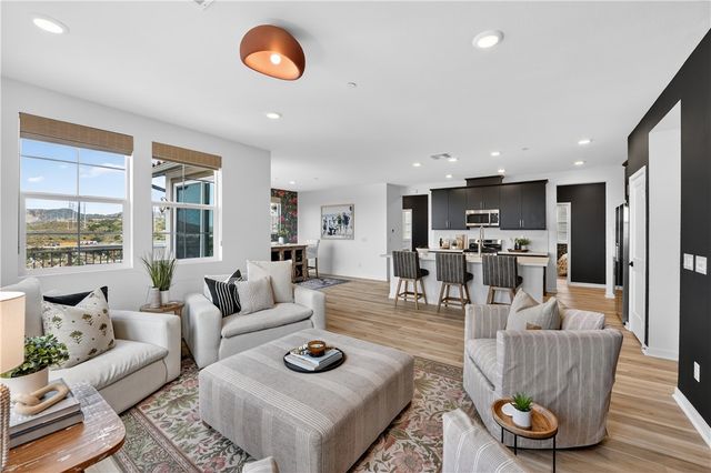 415 Besalu Terrace, Mission Viejo, CA 92694