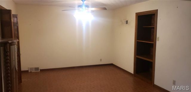 416 Old Highway 66, Bourbon, MO 65441