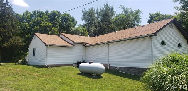 416 Old Highway 66, Bourbon, MO 65441