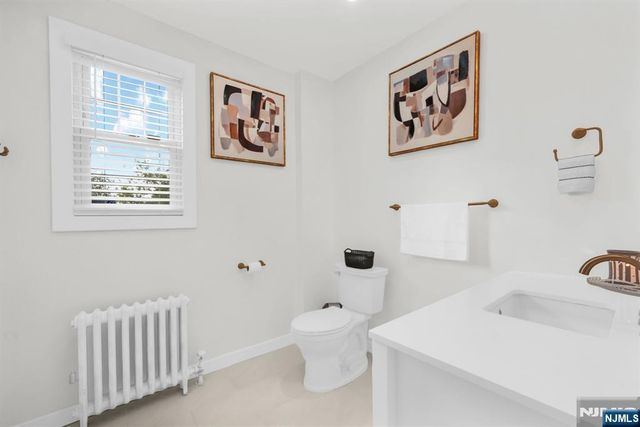 88 Lindbergh Boulevard, Teaneck, NJ 07666
