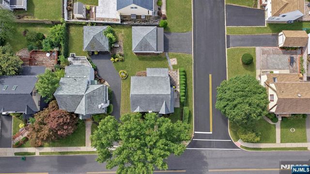 88 Lindbergh Boulevard, Teaneck, NJ 07666