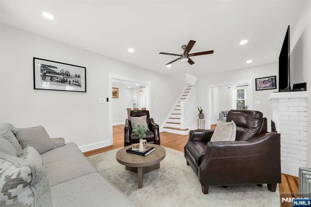 88 Lindbergh Boulevard, Teaneck, NJ 07666