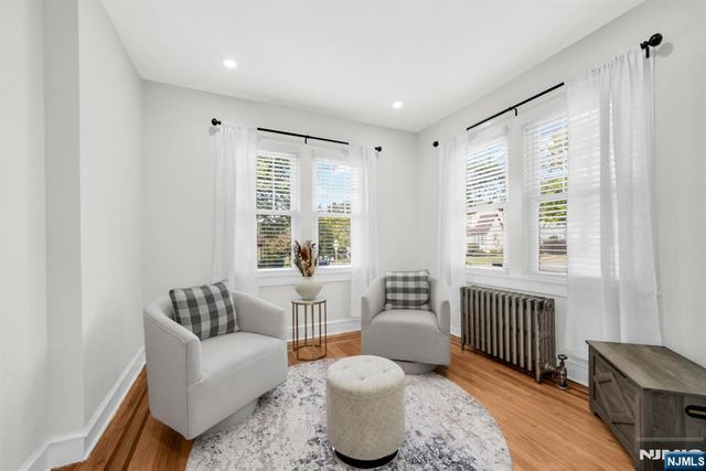 88 Lindbergh Boulevard, Teaneck, NJ 07666
