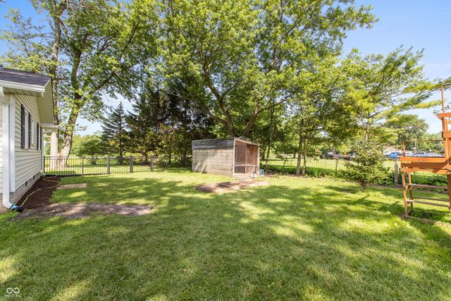 3691 N Us 421, Whitestown, IN 46075