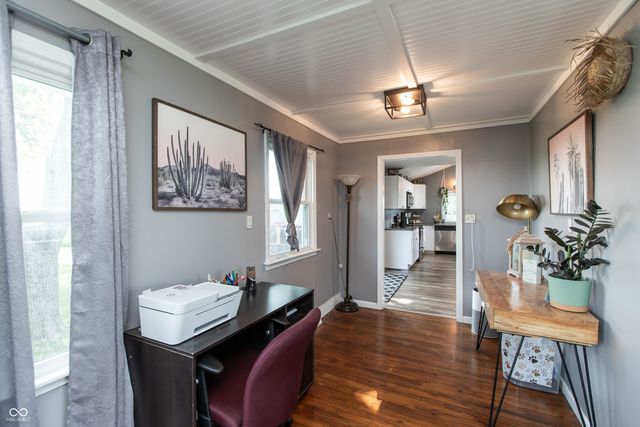 3691 N Us 421, Whitestown, IN 46075
