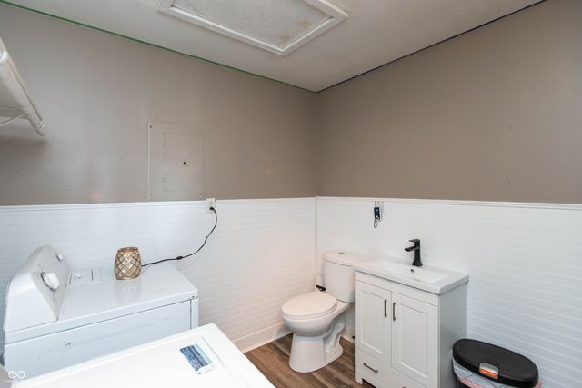 3691 N Us 421, Whitestown, IN 46075