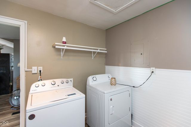 3691 N Us 421, Whitestown, IN 46075