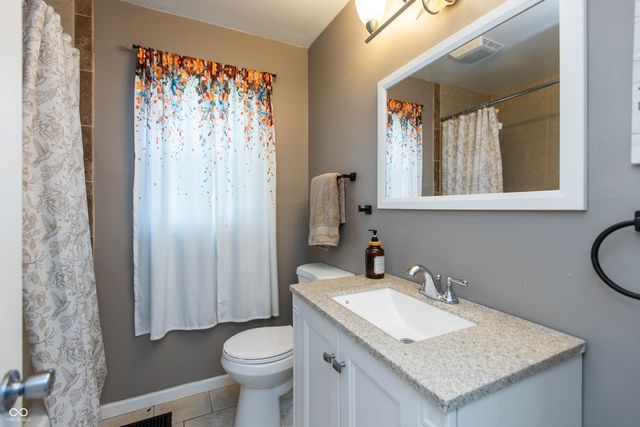 3691 N Us 421, Whitestown, IN 46075