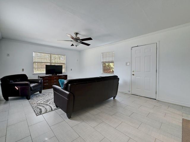 1802 Temple DR, Austin, TX 78721