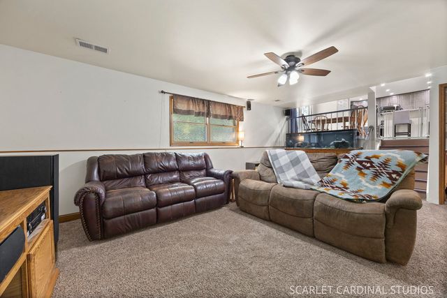 21030 S Ron Lee Drive, Shorewood, IL 60404