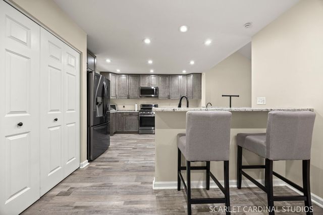 21030 S Ron Lee Drive, Shorewood, IL 60404