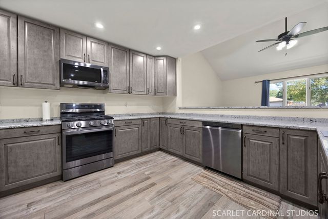 21030 S Ron Lee Drive, Shorewood, IL 60404