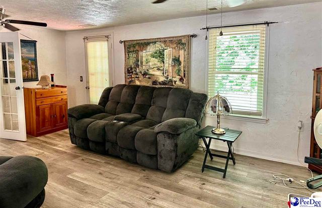 2917 Chippenham Rd, Marion, SC 29571