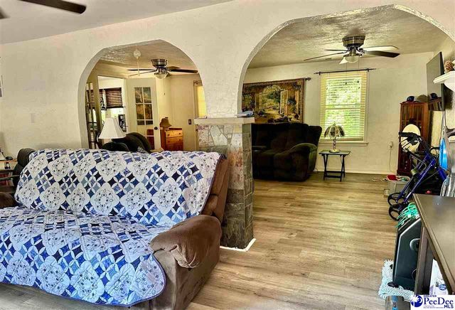 2917 Chippenham Rd, Marion, SC 29571