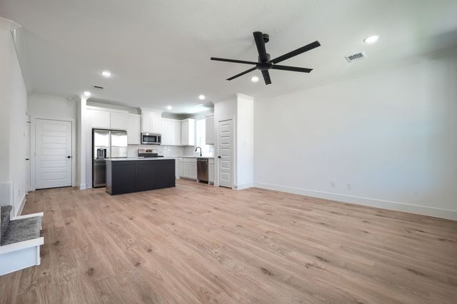 2633 Tanager Street, Fort Worth, TX 76118