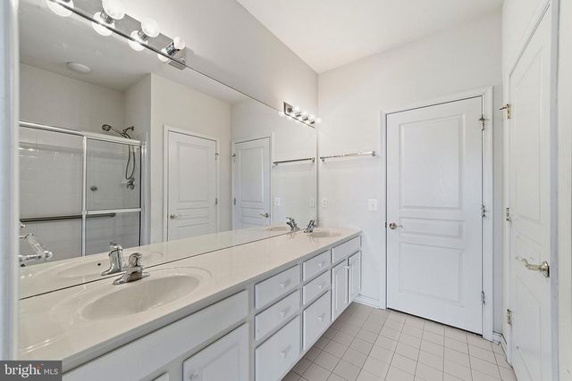 52 BORTON AVE, Voorhees, NJ 08043