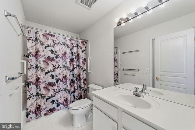 52 BORTON AVE, Voorhees, NJ 08043