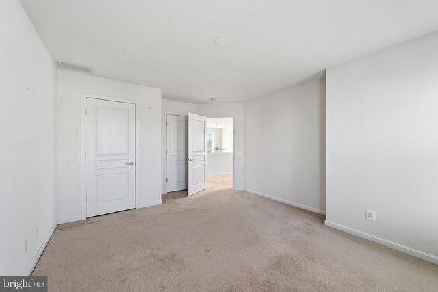 52 BORTON AVE, Voorhees, NJ 08043