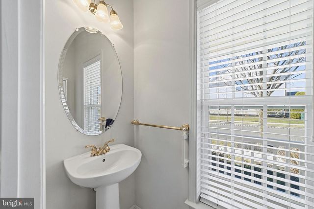 52 BORTON AVE, Voorhees, NJ 08043