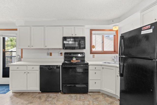 1093 Canyon Road #408, Wisconsin Dells, WI 53965