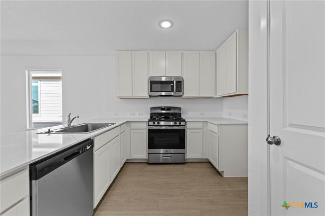 744 Horsetail Lane, New Braunfels, TX 78132