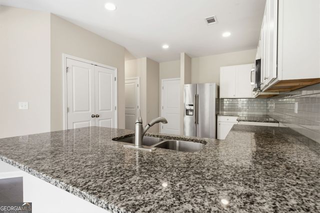 1839 Charcoal Ives Road, Lawrenceville, GA 30045
