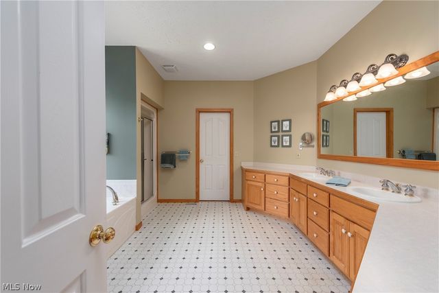 212 Brown Street, Wellington, OH 44090