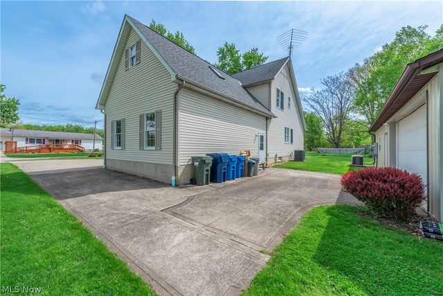 212 Brown Street, Wellington, OH 44090