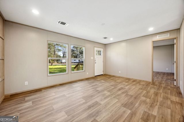 35 Sixth Street, Folkston, GA 31537