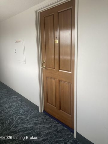 1 Riverpointe Plaza APT 517, Jeffersonville, IN 47130