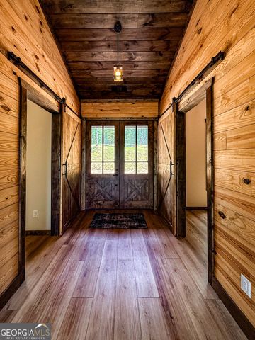 402 Lovelace Road, Clarkesville, GA 30523