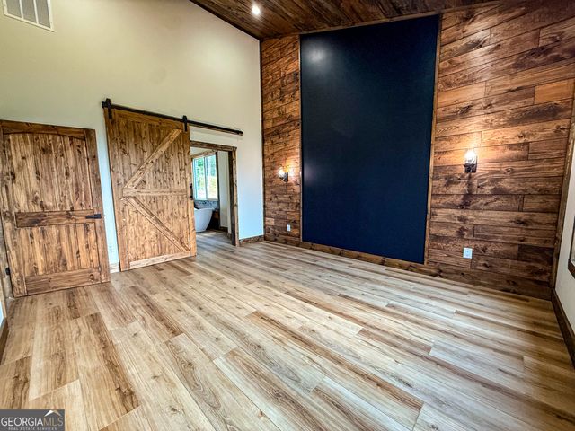 402 Lovelace Road, Clarkesville, GA 30523