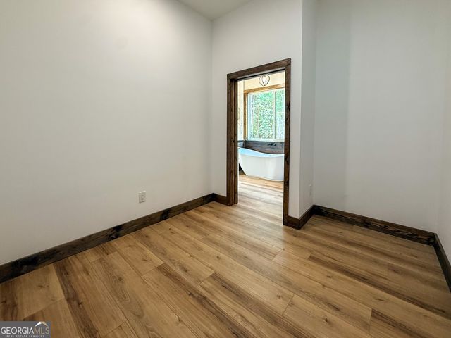 402 Lovelace Road, Clarkesville, GA 30523