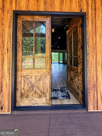 402 Lovelace Road, Clarkesville, GA 30523
