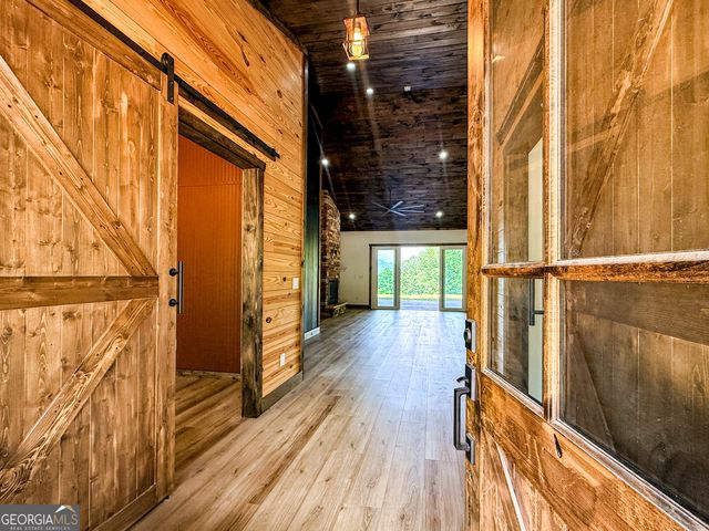 402 Lovelace Road, Clarkesville, GA 30523