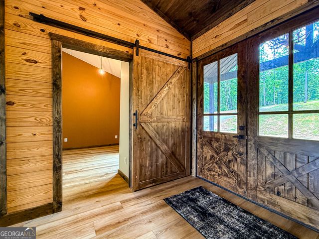 402 Lovelace Road, Clarkesville, GA 30523