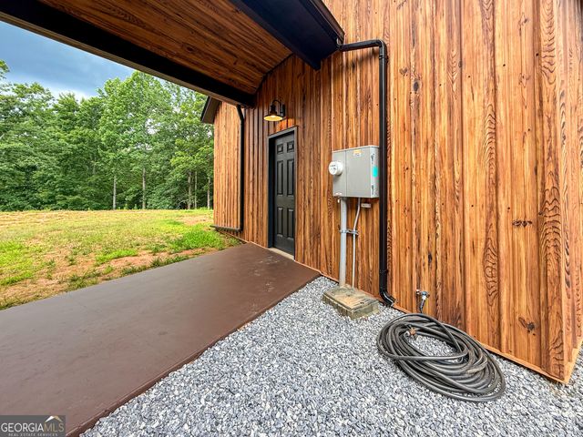 402 Lovelace Road, Clarkesville, GA 30523