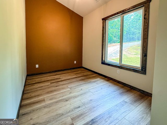 402 Lovelace Road, Clarkesville, GA 30523