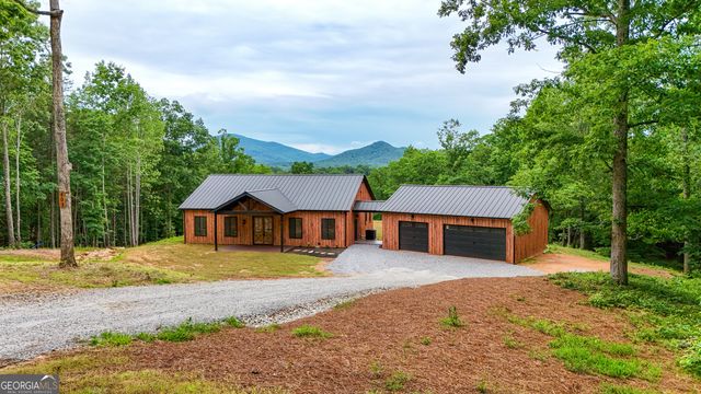 402 Lovelace Road, Clarkesville, GA 30523