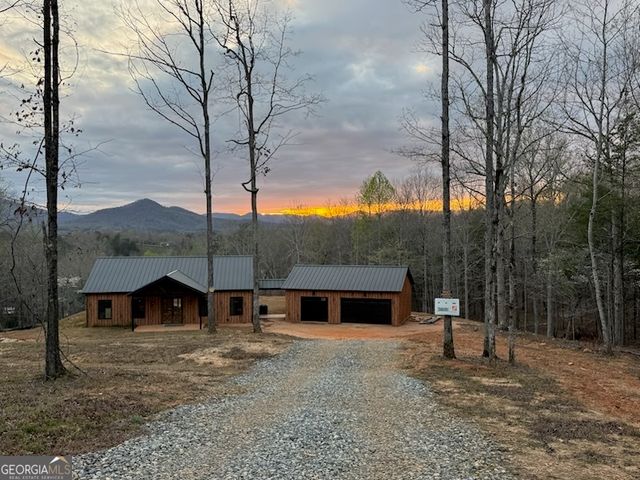 402 Lovelace Road, Clarkesville, GA 30523