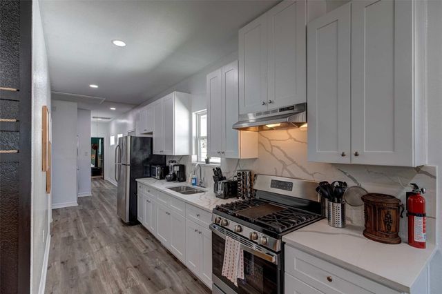 9816 Masterson Street, Houston, TX 77029