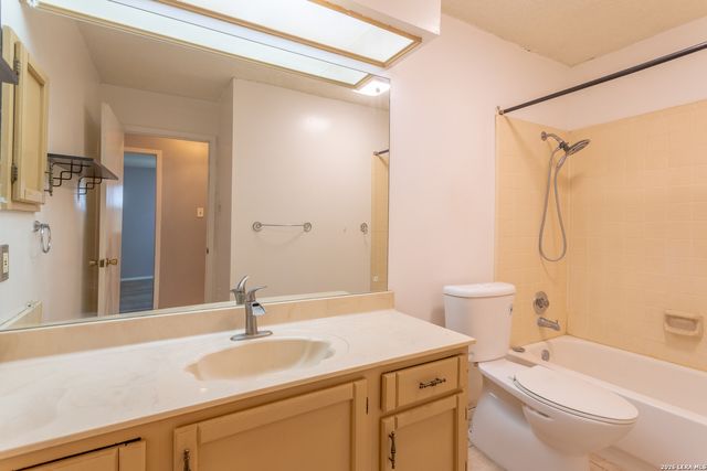 3023 Shingle Oak, San Antonio, TX 78247