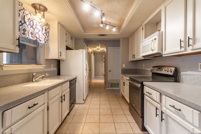 3023 Shingle Oak, San Antonio, TX 78247