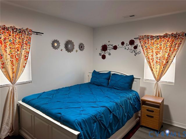 1027 Farmer St, Petersburg, VA 23803