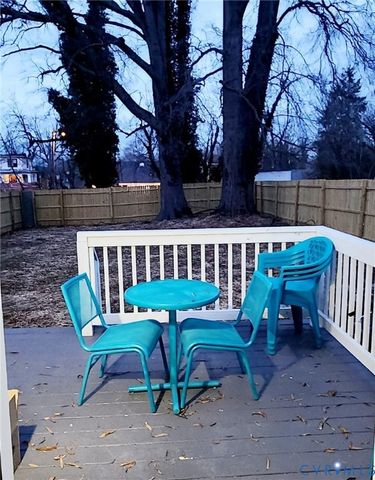 1027 Farmer St, Petersburg, VA 23803