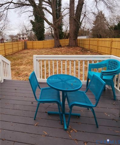 1027 Farmer St, Petersburg, VA 23803